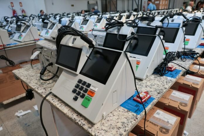 urnas_eletronicas_no_pi_3